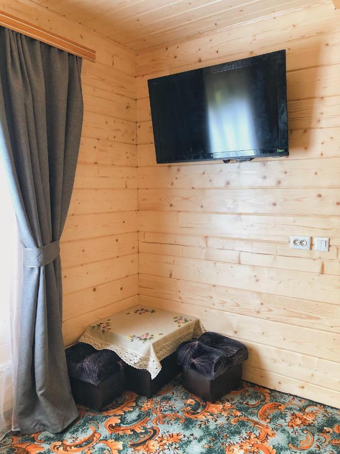 Вершина Карпат Hotel Krasznik Kültér fotó